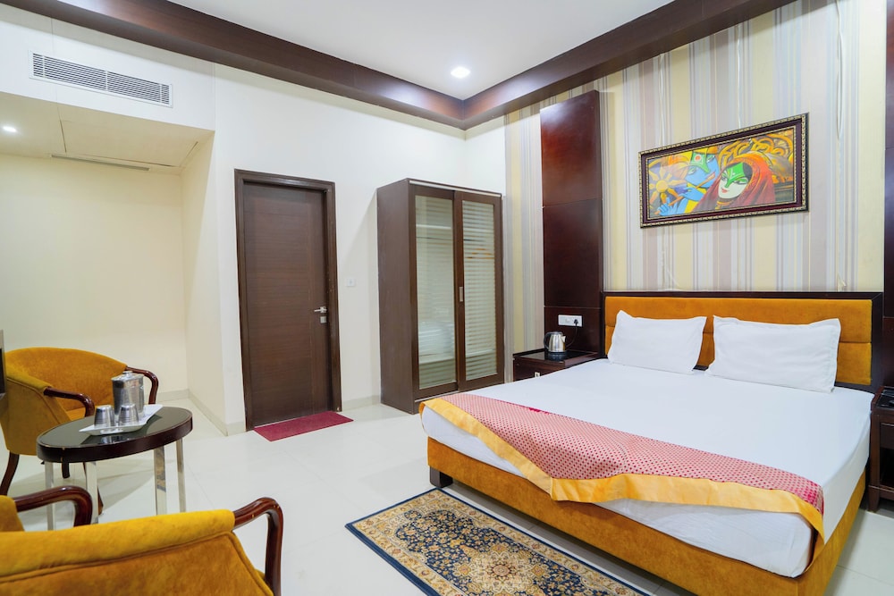 Comfort Suite, Balcony, City View photo 3