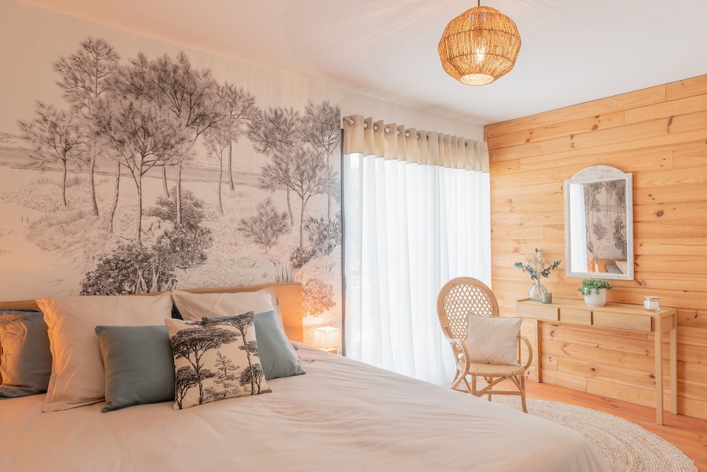 Comfort Double Room, 1 King Bed, Non Smoking, Garden View photo 1