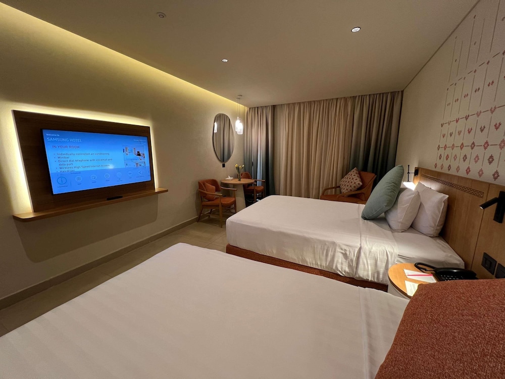 Superior Room, 2 Twin Beds, Garden View (Beach side) - Photo 4
