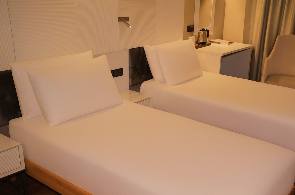 Standard Room, 2 Twin Beds, Non Smoking, City View photo 1