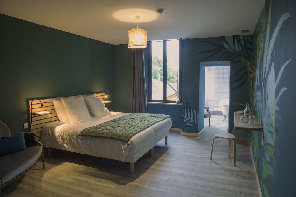 Superior Double Room, Ensuite, Courtyard View photo 1