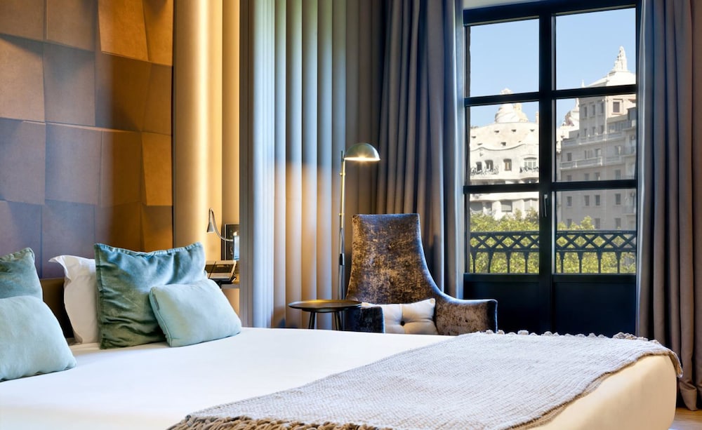 Condal Paseo de Gracia Room thumbnail 6