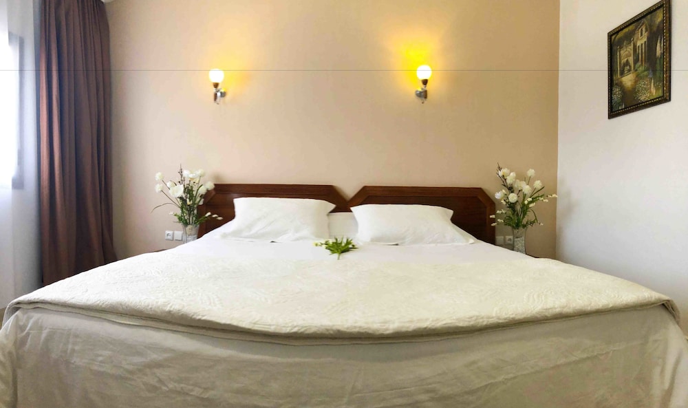 Double or Twin Room photo 3