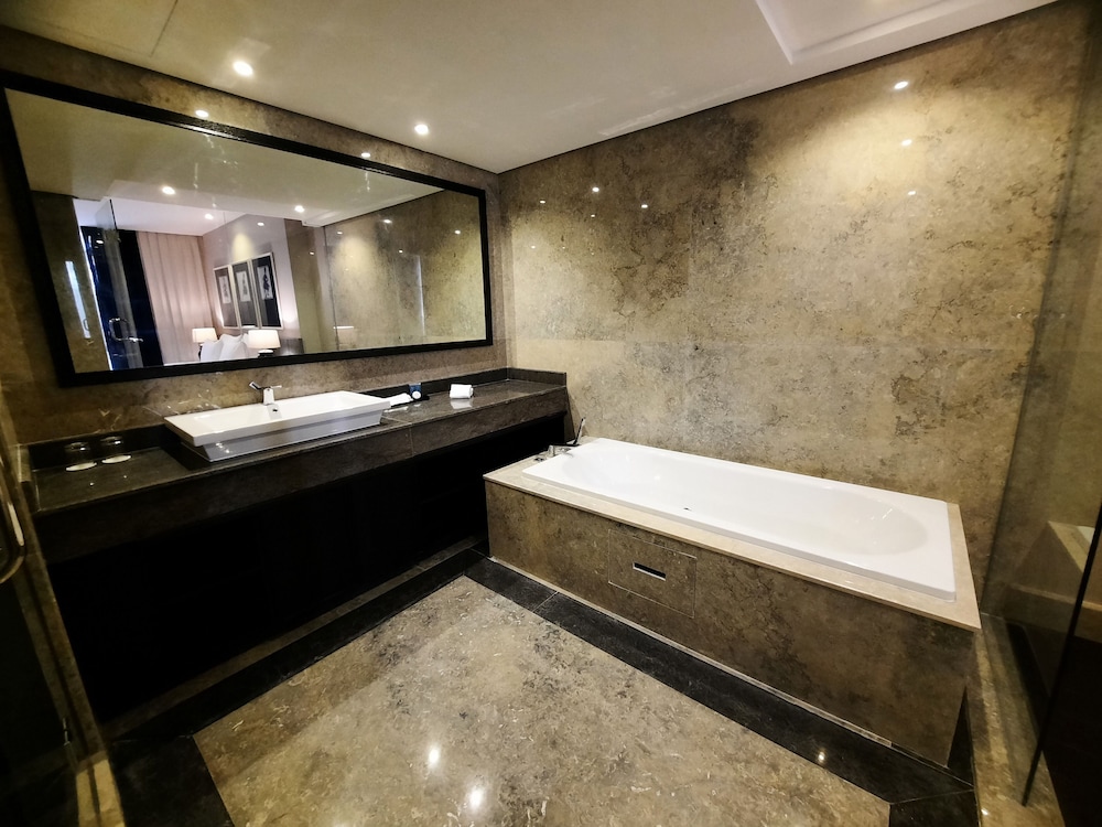 President Suite Room photo 3