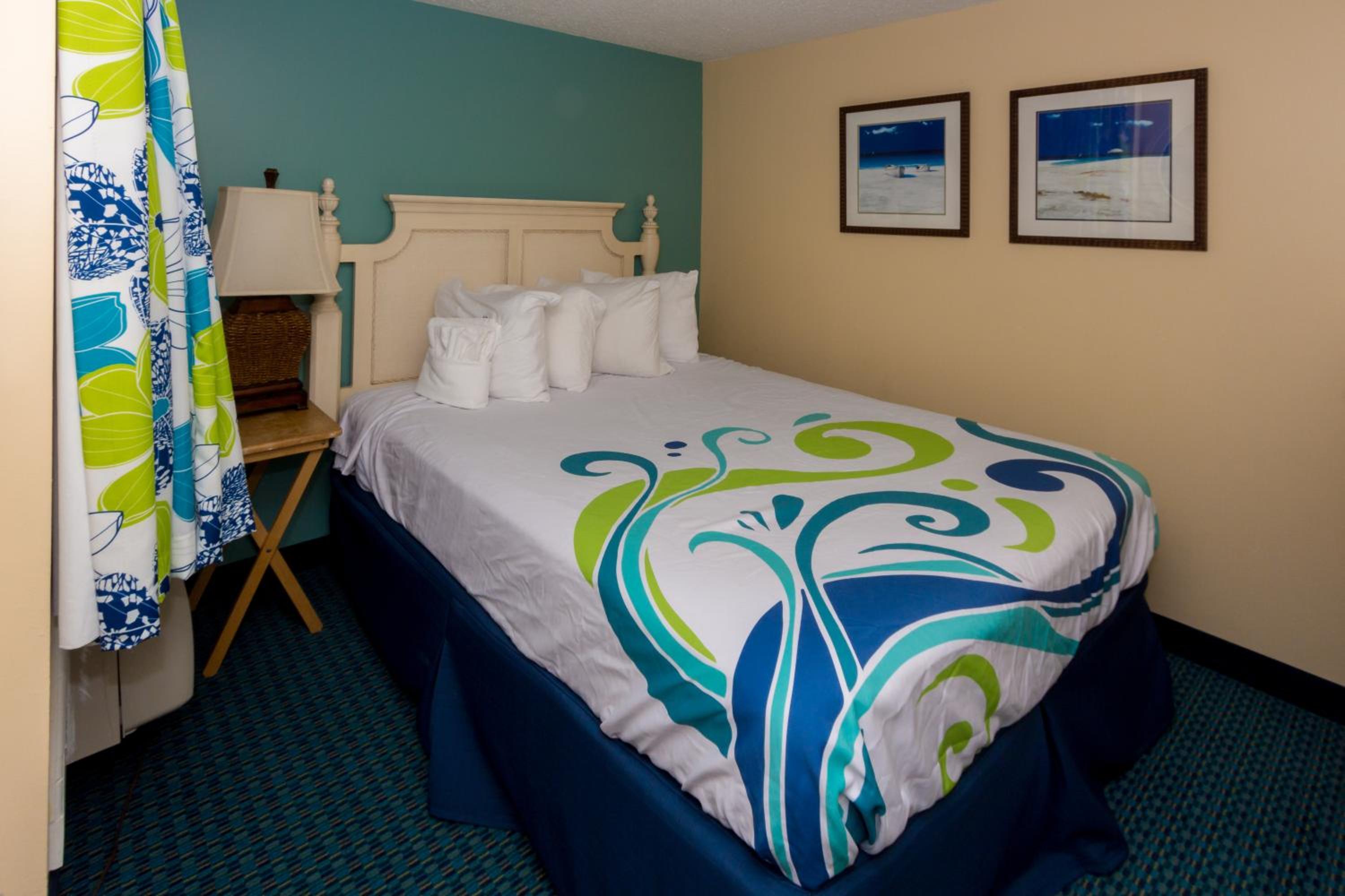 Two-Bedroom Suite photo 3