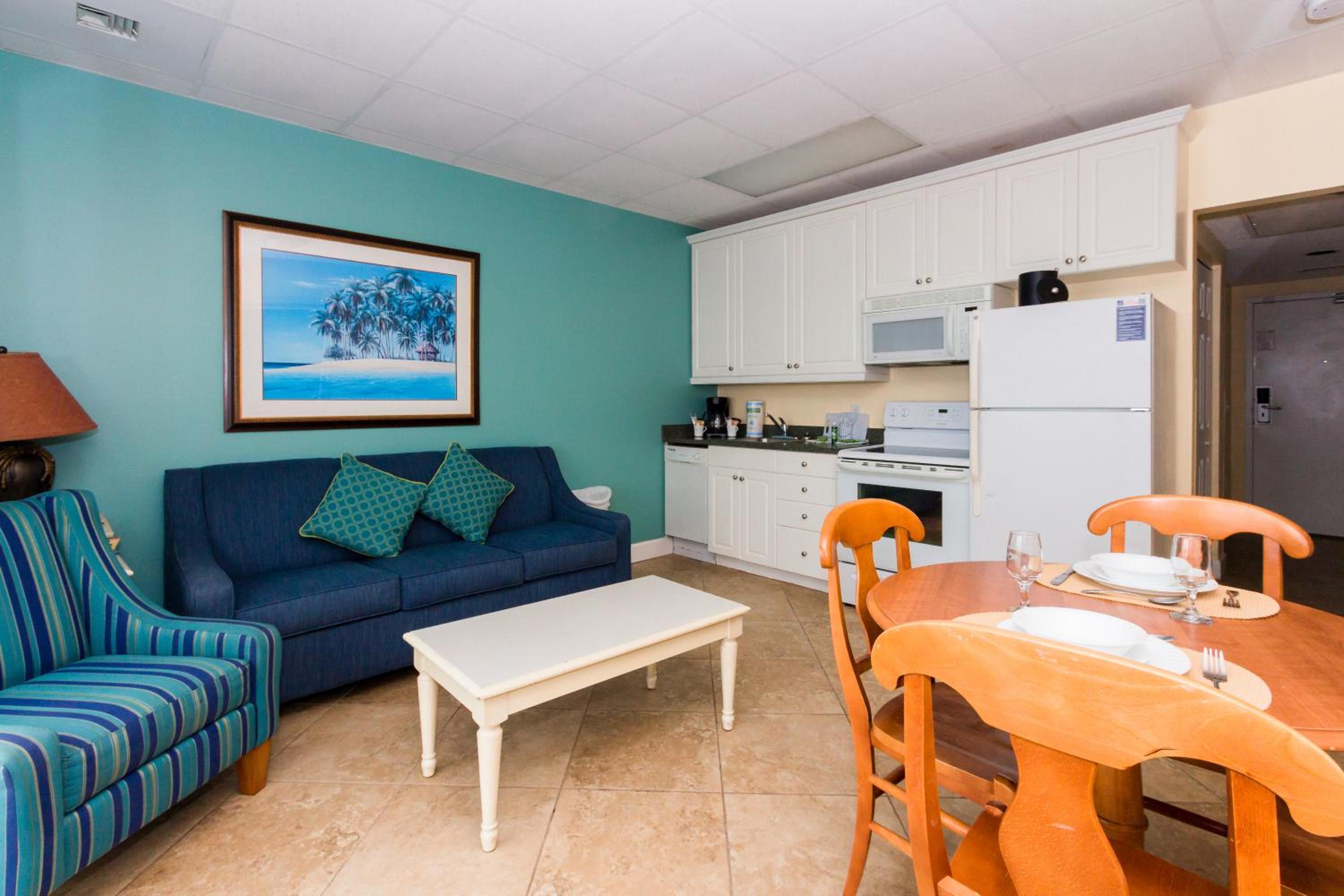 One-Bedroom Suite photo 1