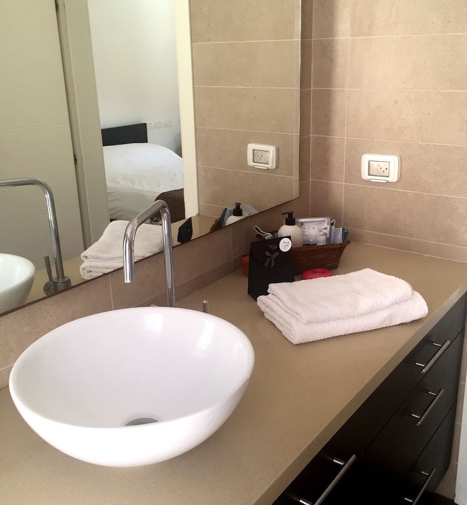 Deluxe Villa, Multiple Beds, Non Smoking photo 3