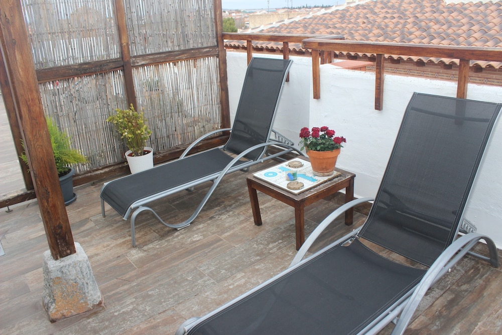 Standard Apartment, 1 Bedroom, Terrace photo 3