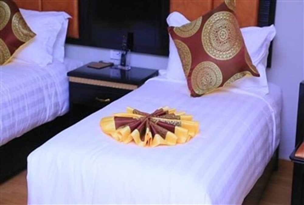 Standard Twin Room, 2 Twin Beds photo 3