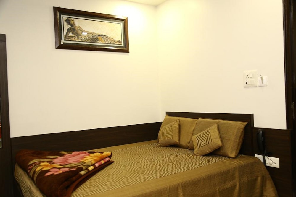 Deluxe Room, 1 Queen Bed, Non Smoking