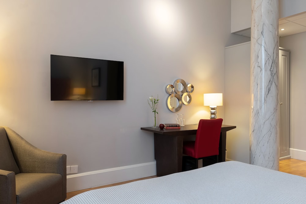 Standard Double Room (small) - Photo 2