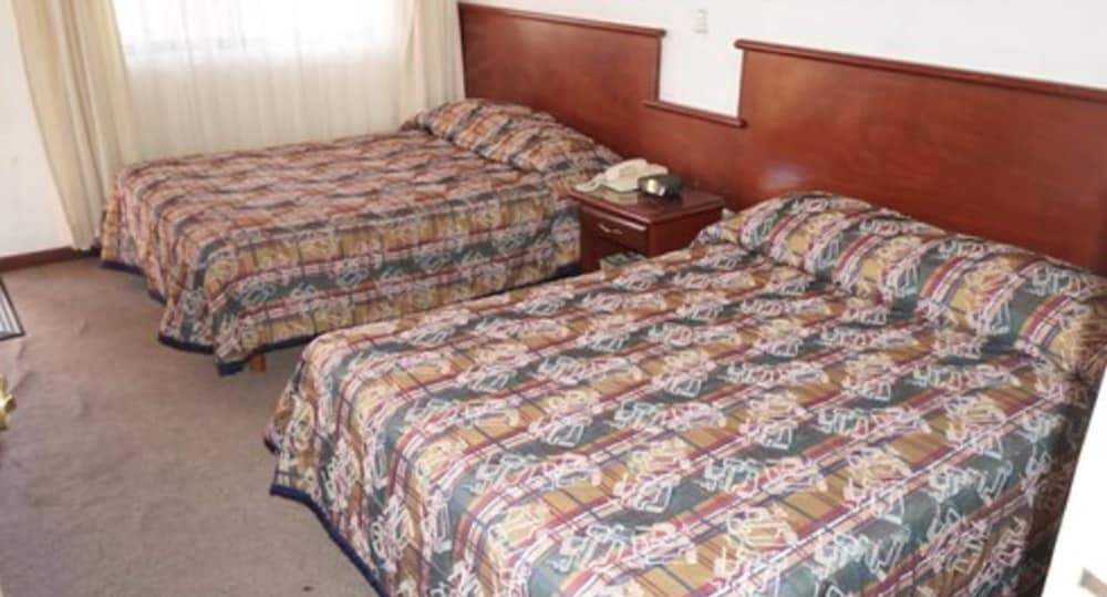Junior Suite, 2 Queen Beds photo 2
