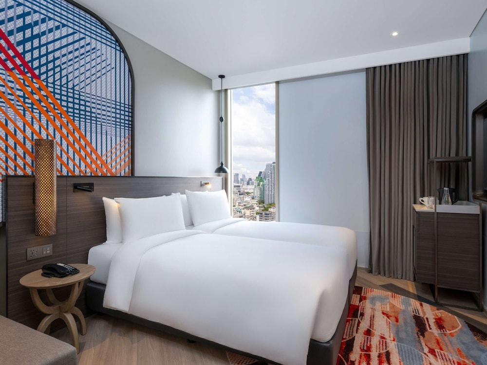 Classic Room, 1 King Bed