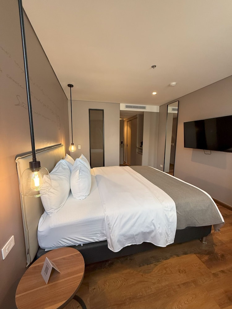 Business Double Room, City View - Photo 3