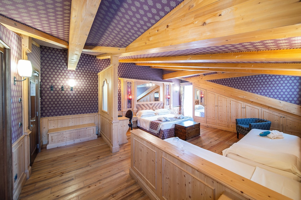 Junior Suite - Photo 1