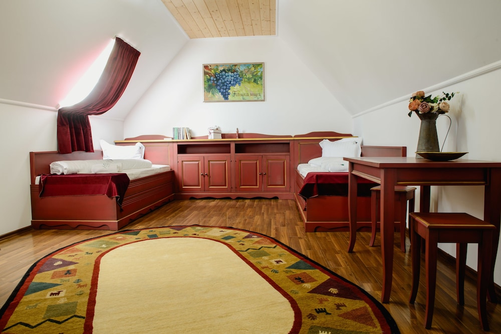 Villa, Multiple Beds, Vineyard View photo 1