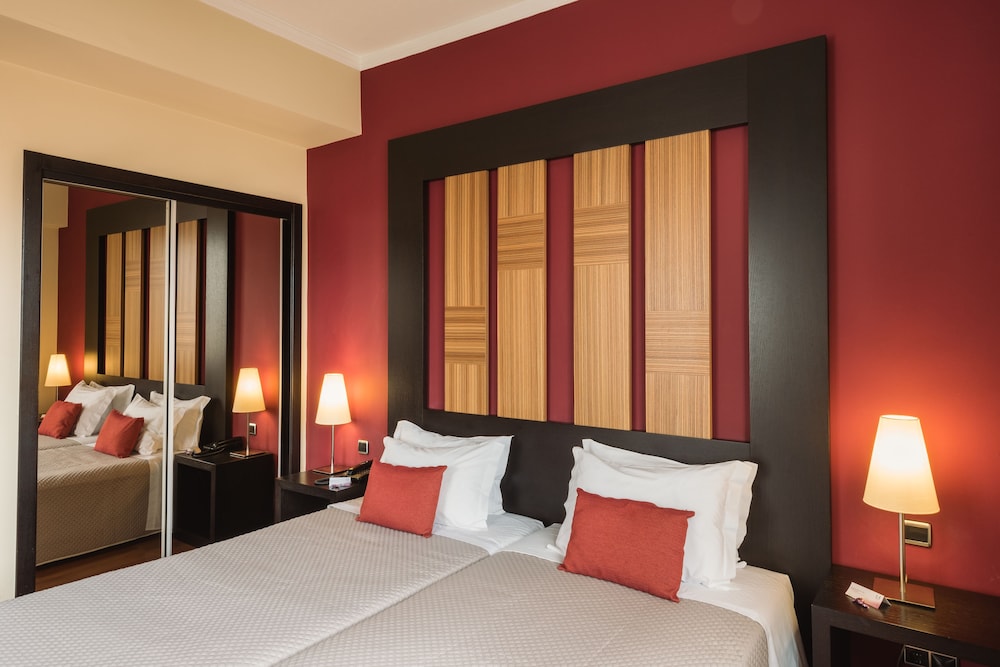 Panoramic Room - Photo 4
