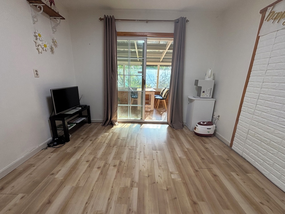 Summer Room photo 1