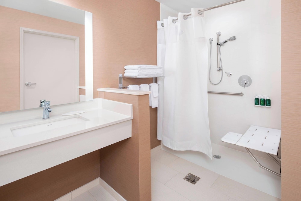 Suite, Multiple Beds - Photo 6