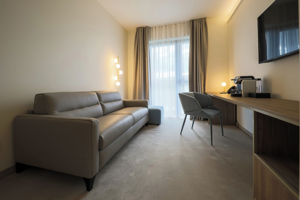 Salina Suite (2+2) photo 2