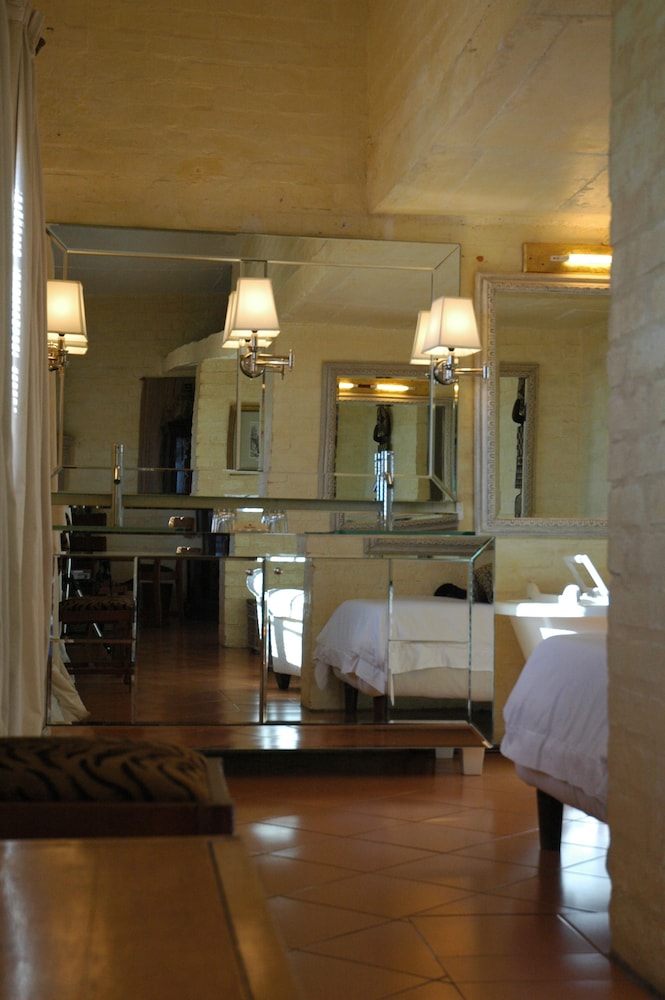 Safari Suite photo 3