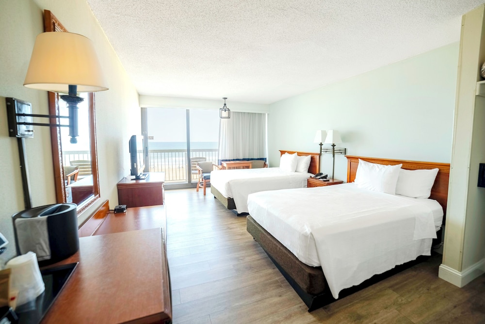 Classic Room, 2 Double Beds, Balcony, Ocean View photo 1