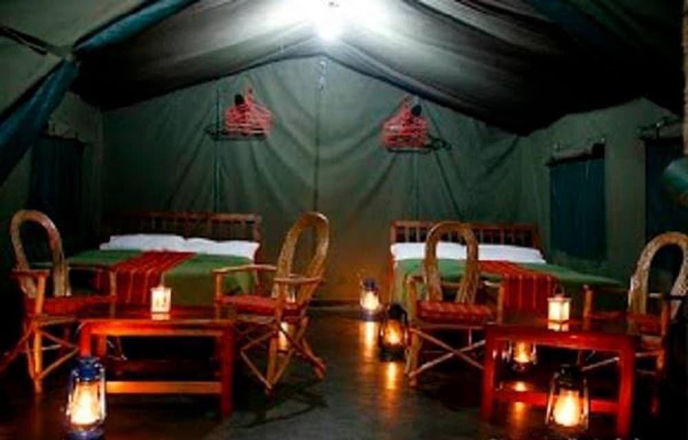 Luxury Tent photo 2