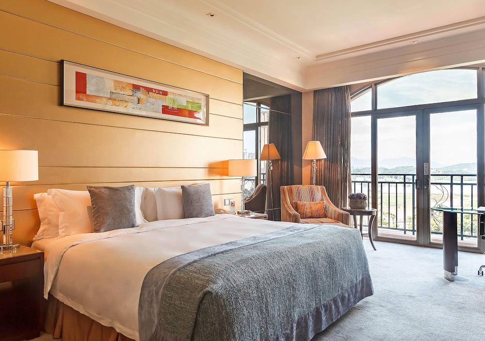 Executive Double Room, River View photo 2