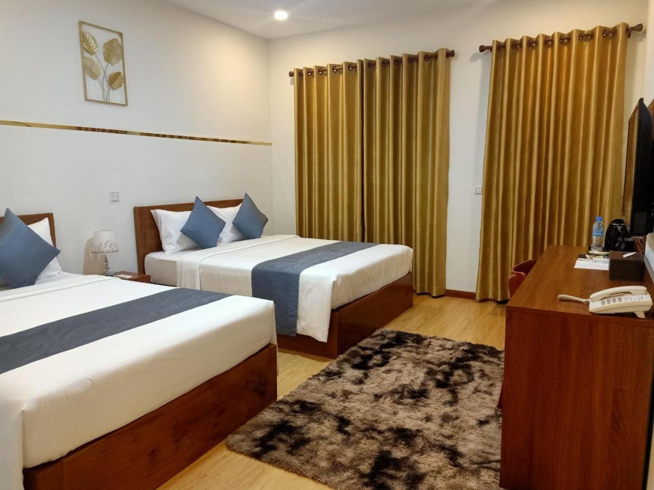 Twin Room with Balcony - Photo 1