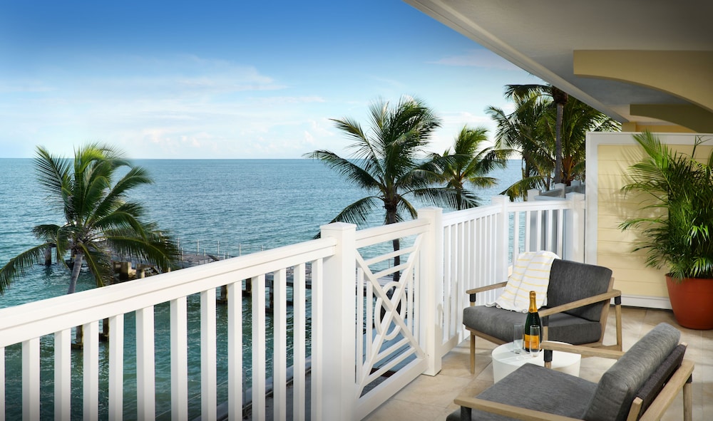 Room, 1 King Bed, Ocean View - Photo 4