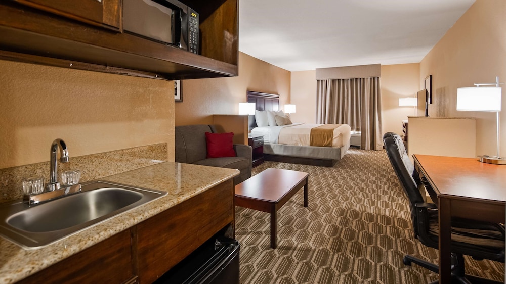 Suite, 2 Double Beds, Accessible, Non Smoking - Photo 5