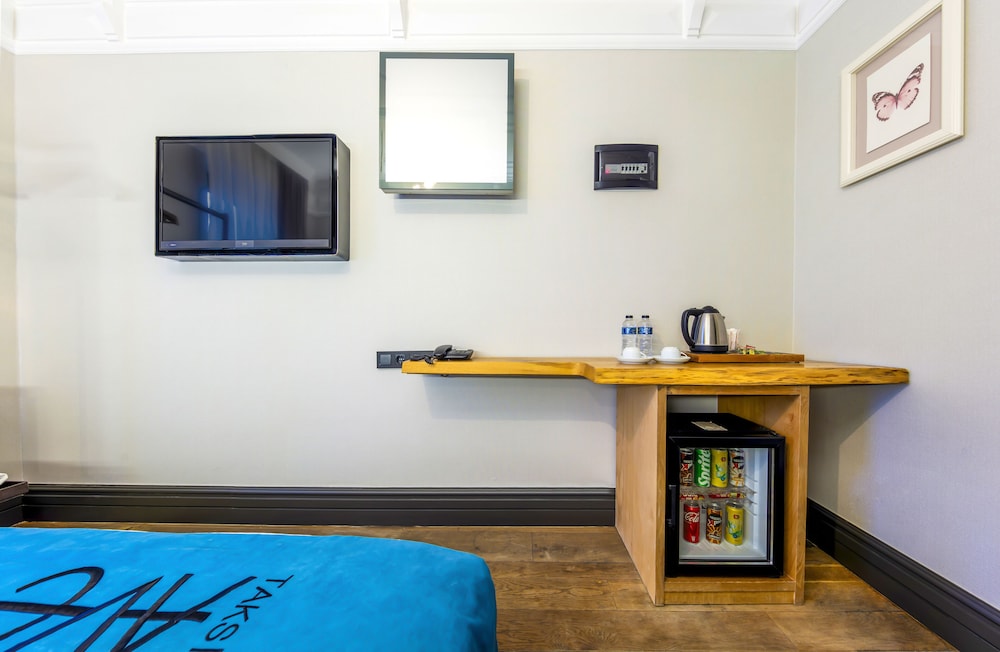 Double Room, 1 Queen Bed photo 3
