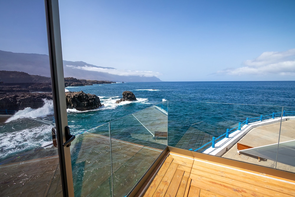 Double Room, Balcony, Ocean View photo 2