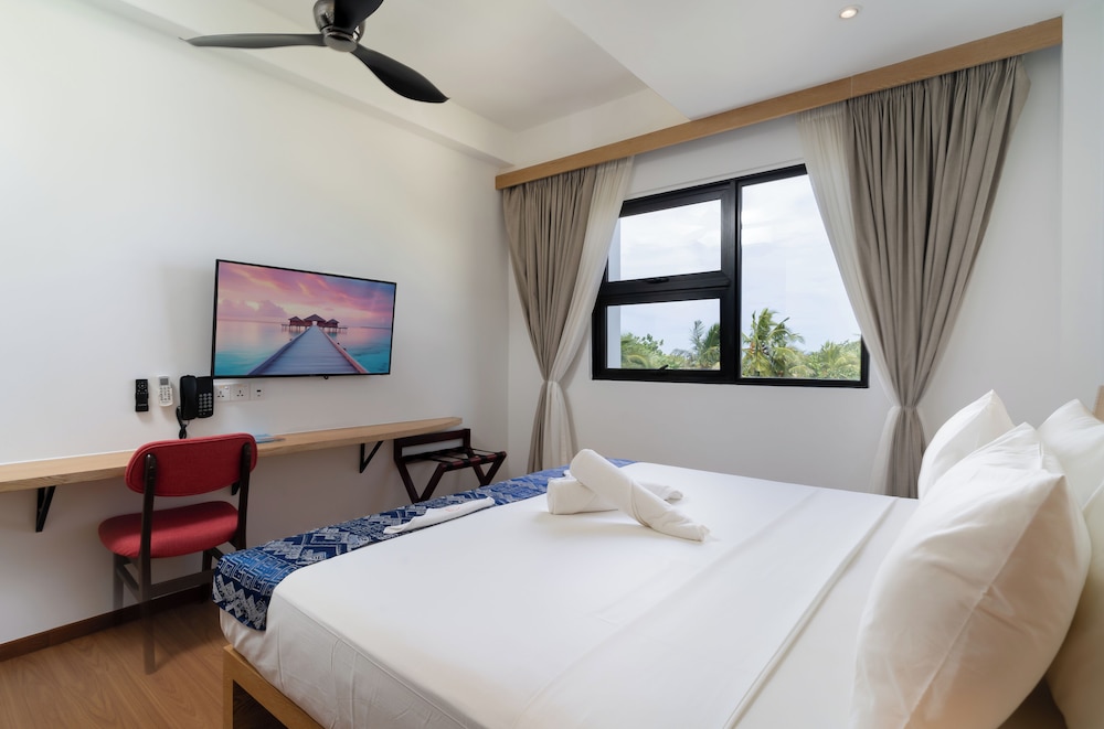 Deluxe Double Room - Photo 7