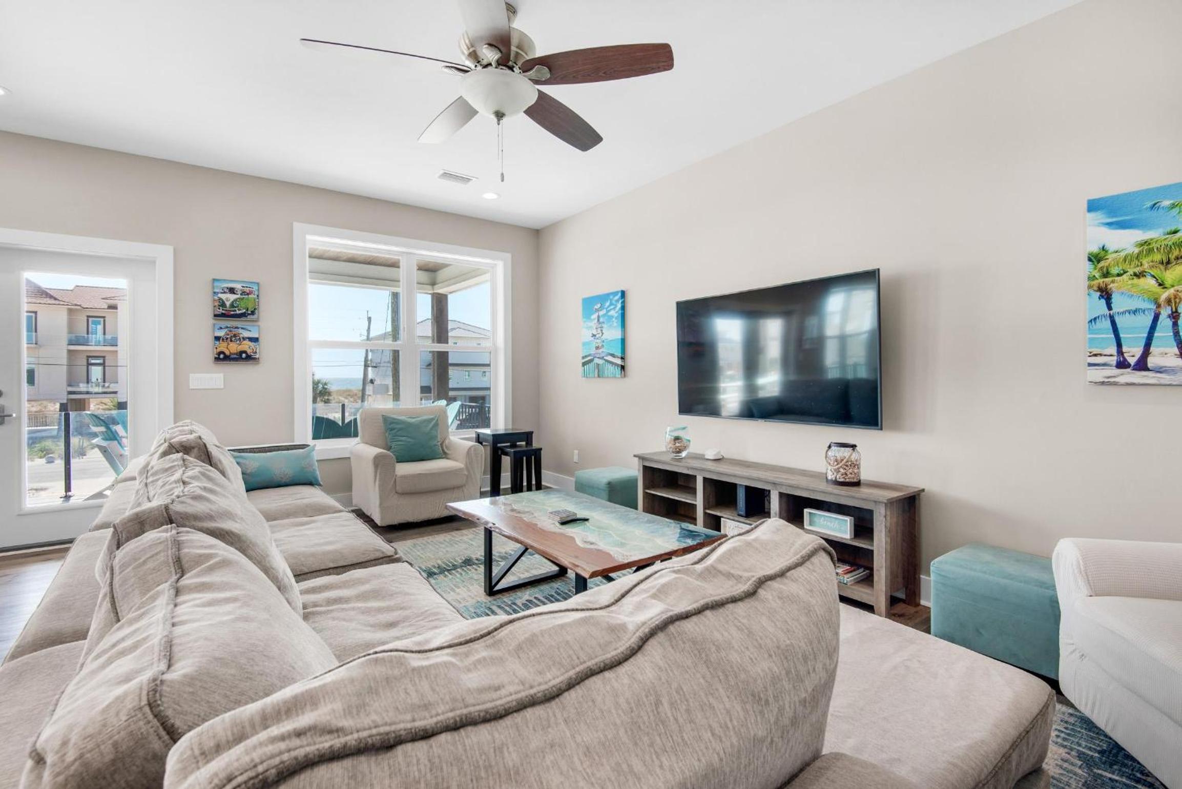 Four-Bedroom Holiday Home photo 1