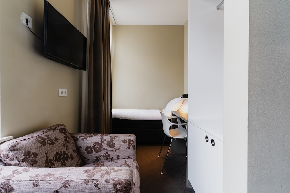 Triple Room, Annex Building photo 3