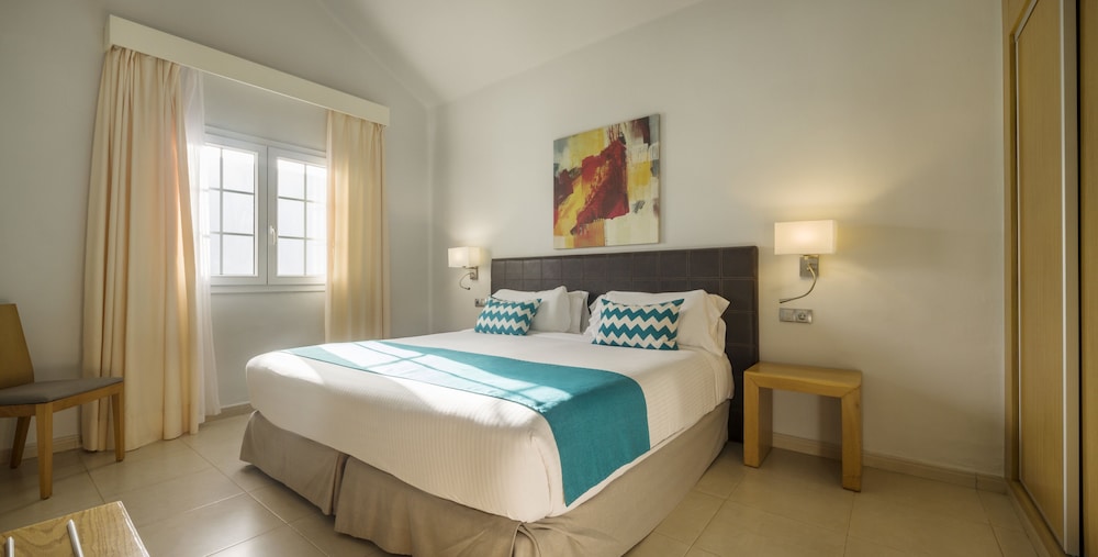 Superior Villa, 2 Bedrooms (4 people)