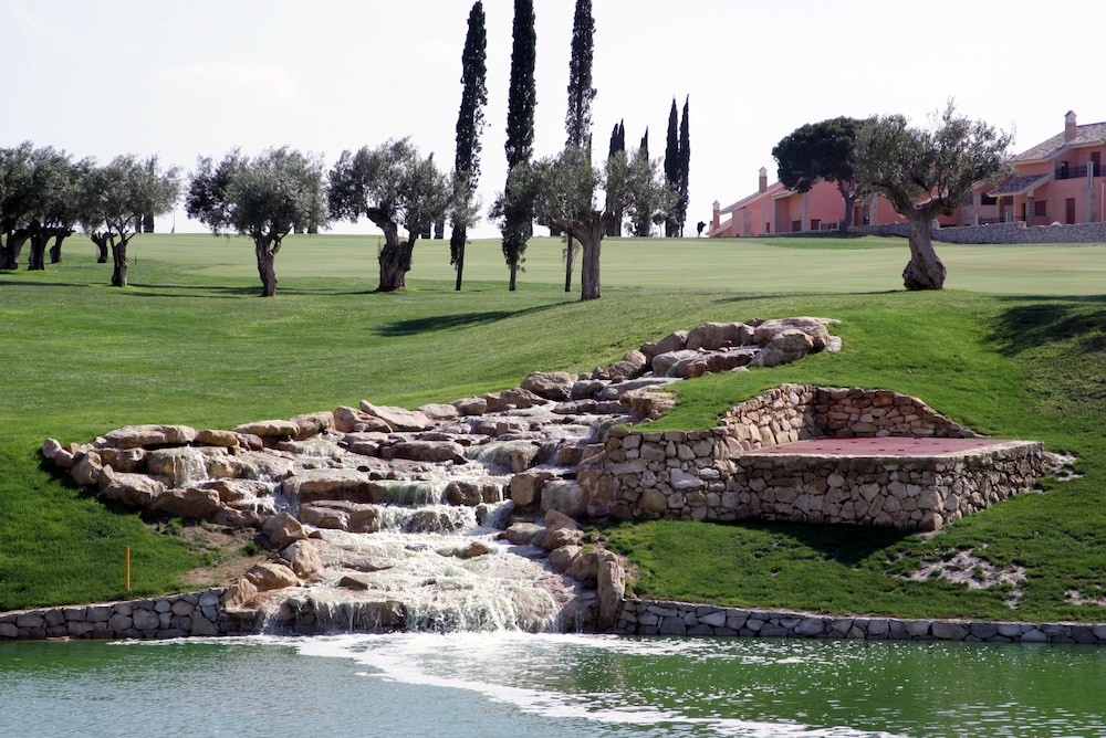 Club Room, Resort View