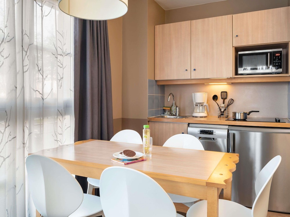 Apartment, 2 Bedrooms - Photo 1