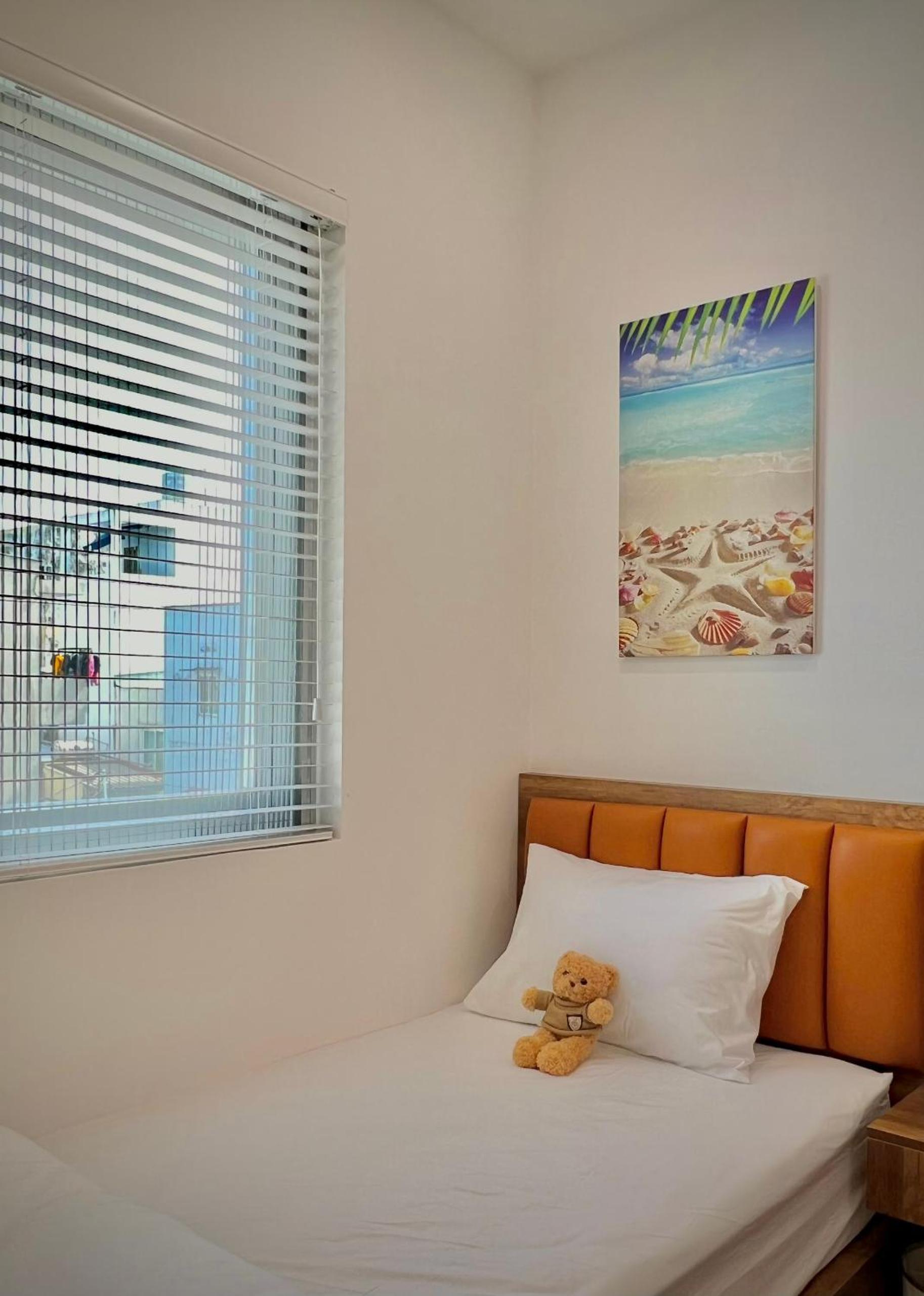 Single Room With Private Bathroom