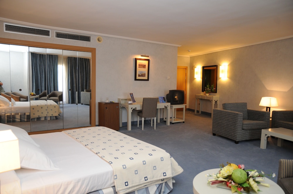 Junior Suite - Photo 2