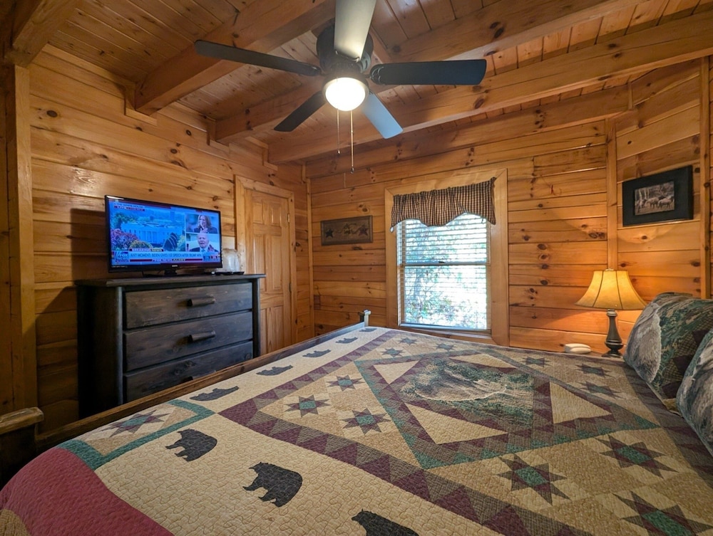 Cabin, 6 Bedrooms
