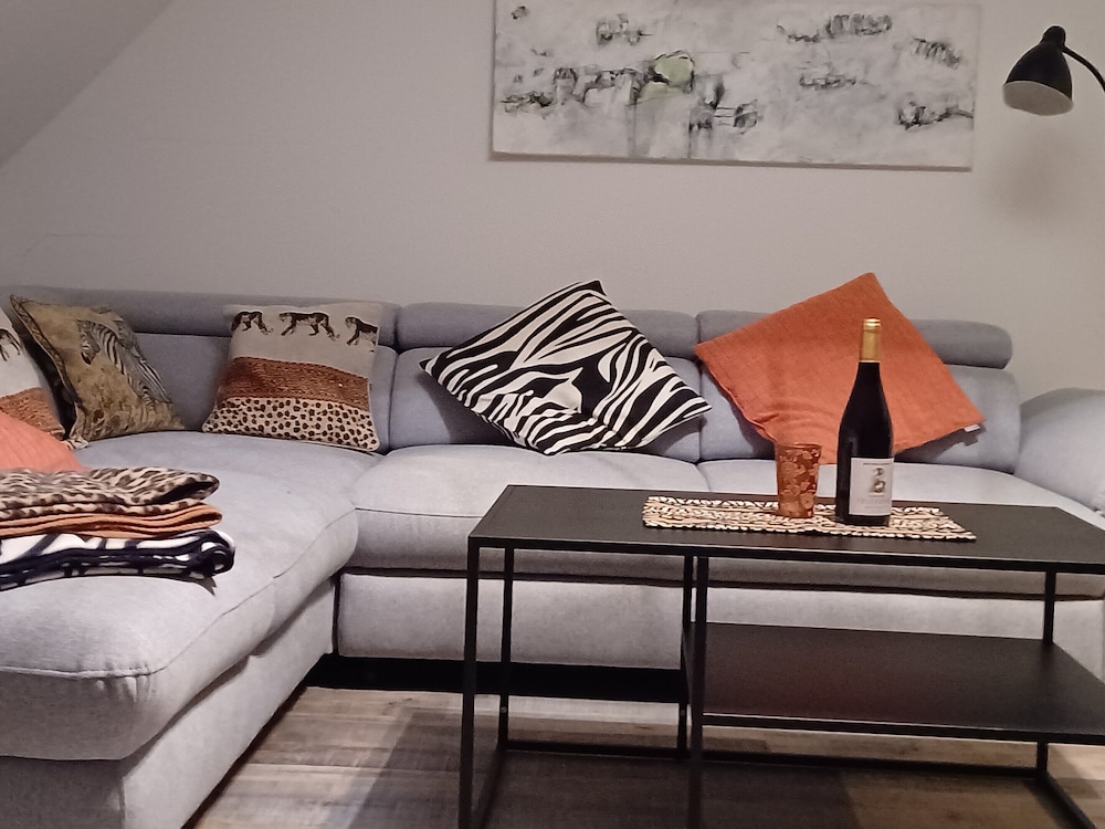 Apartment photo 2