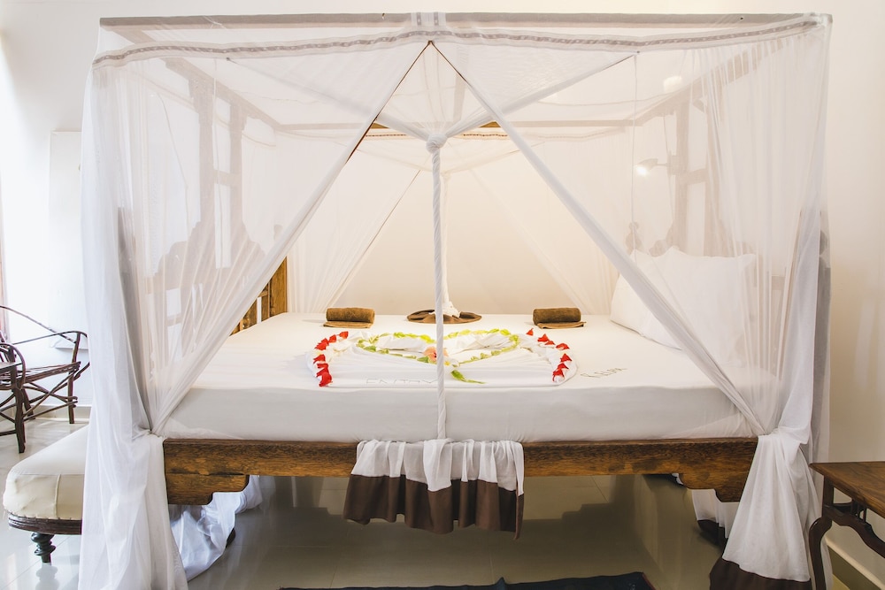 Deluxe Triple Room, Multiple Beds, Terrace, Ocean View