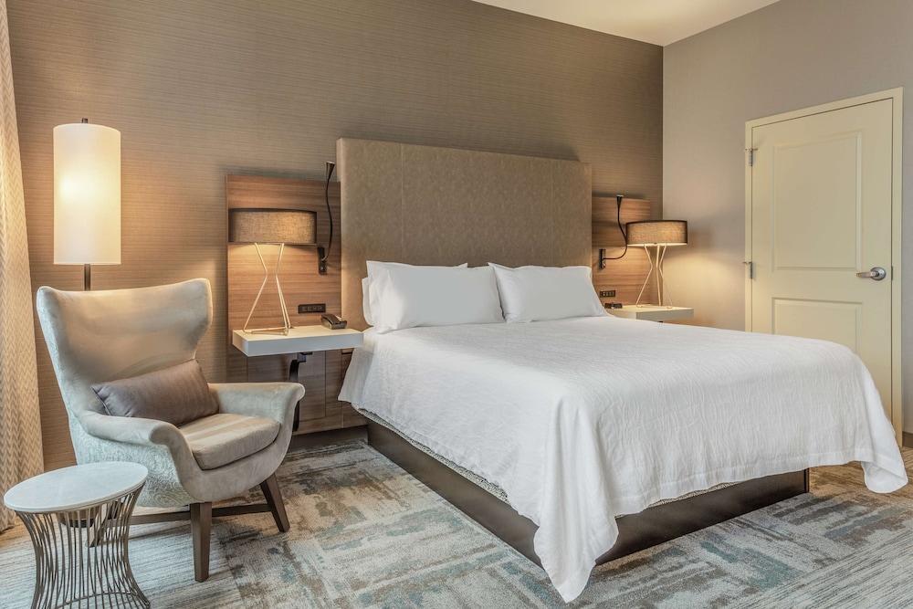 Suite, 1 Bedroom - Photo 3