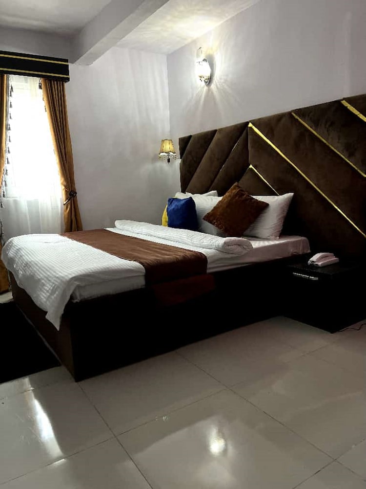Deluxe Room - Photo 2