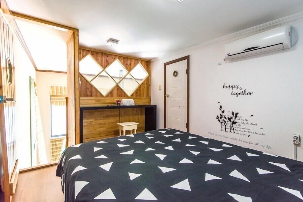 Room (Junny) photo 2