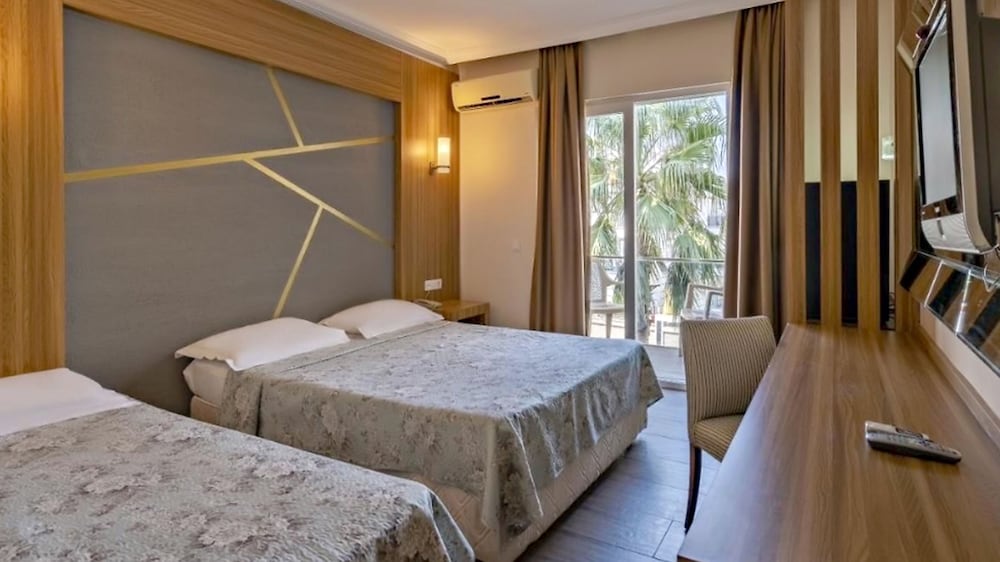 Standard Triple Room - Photo 5