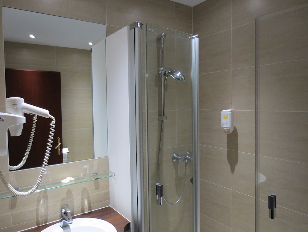 Classic Double Room - Photo 4