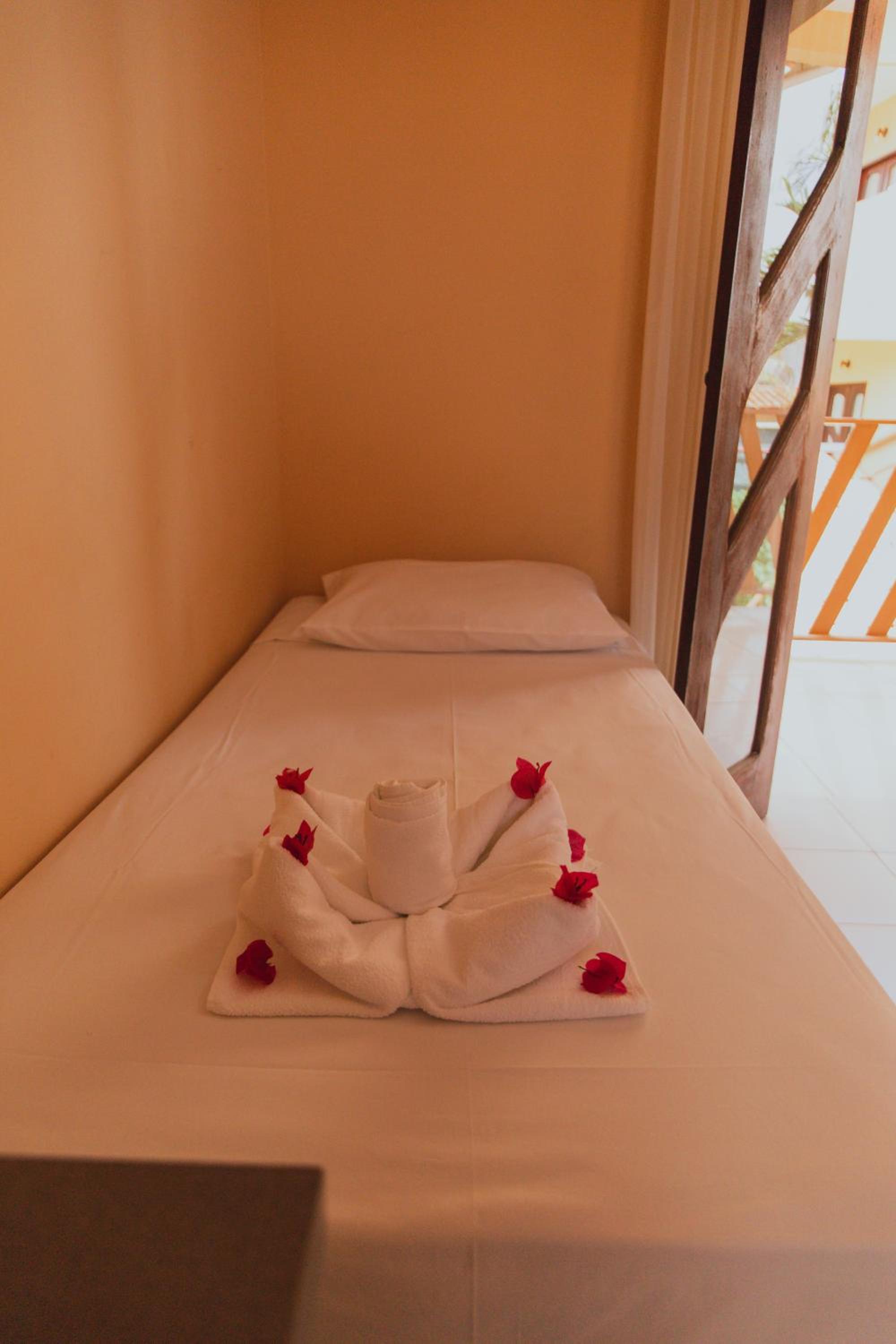 Triple Room with Balcony photo 3